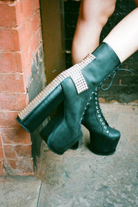 BL-CROSS Jeffrey Campbell Platform Boots Black Washed Silver