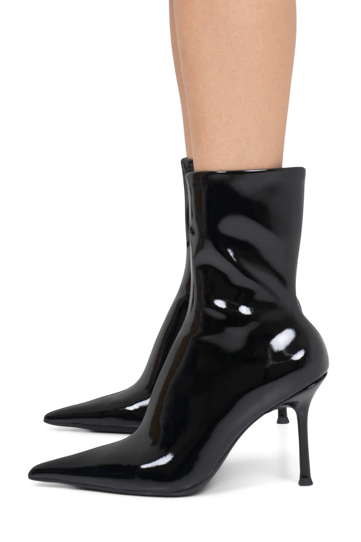 DARING-2 Ankle boot YYH 