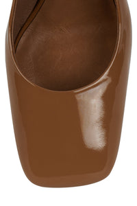 AVRILE Jeffrey Campbell Wedge Sandal Tan Patent Combo 