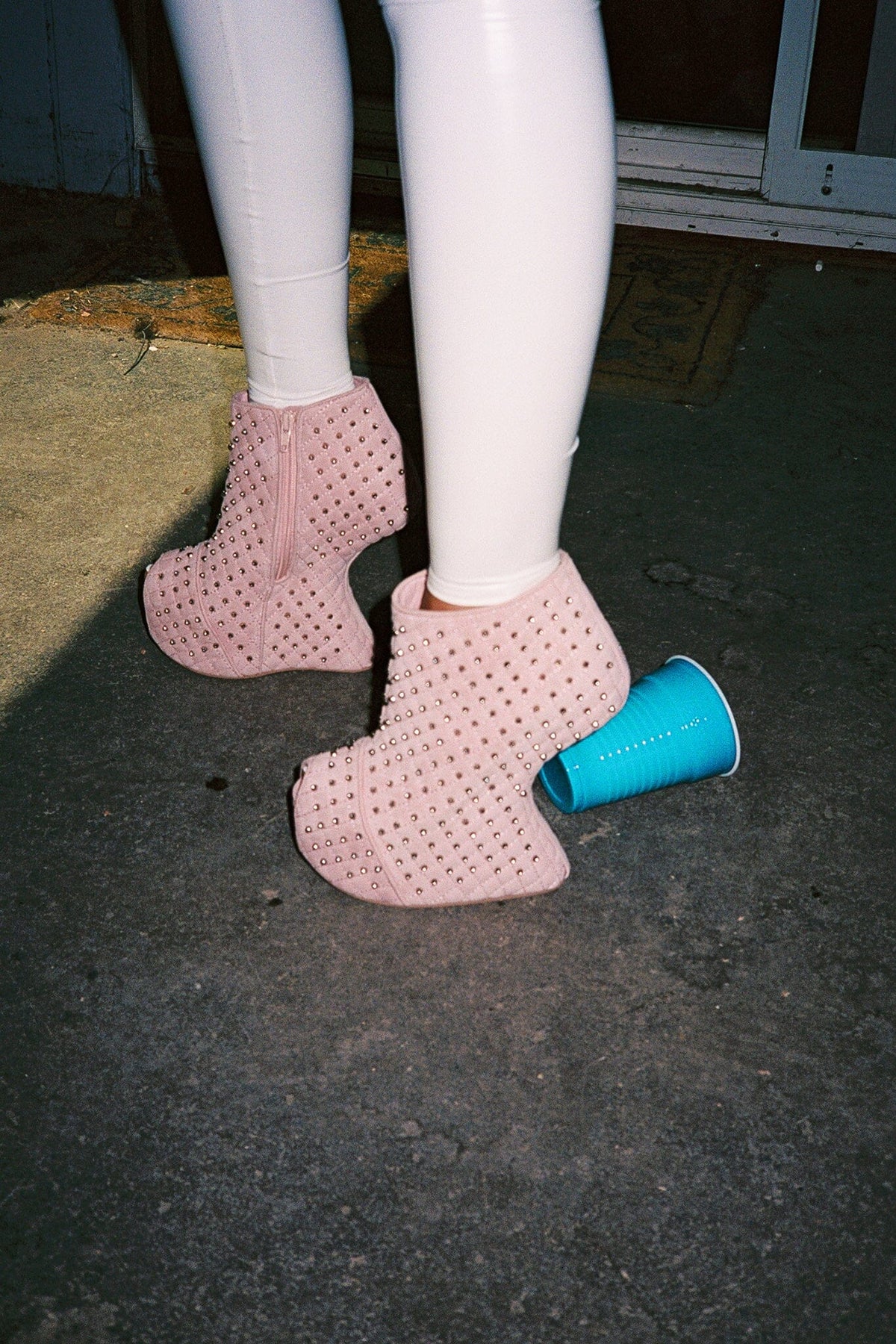 MIDNITE-Q Jeffrey Campbell Wedge Platforms Pink Suede Silver _hover