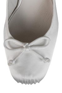 NYMPHA Jeffrey Campbell Stiletto Heel Off White Satin 