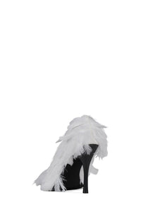 PLUMAGE Jeffrey Campbell Pump White