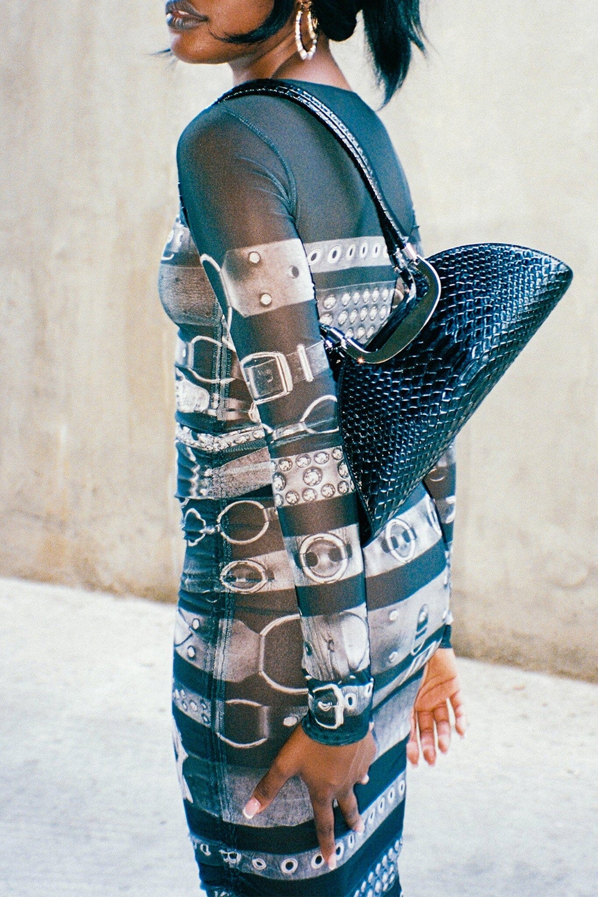 RETROGRADE Jeffrey Campbell Shoulder Bag Black Snake
_hover