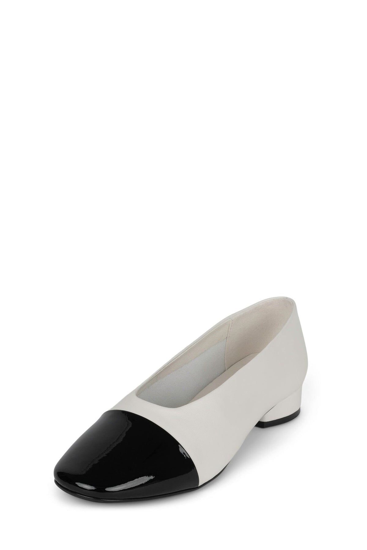 SCHEDULE Flat White Black Patent _hover