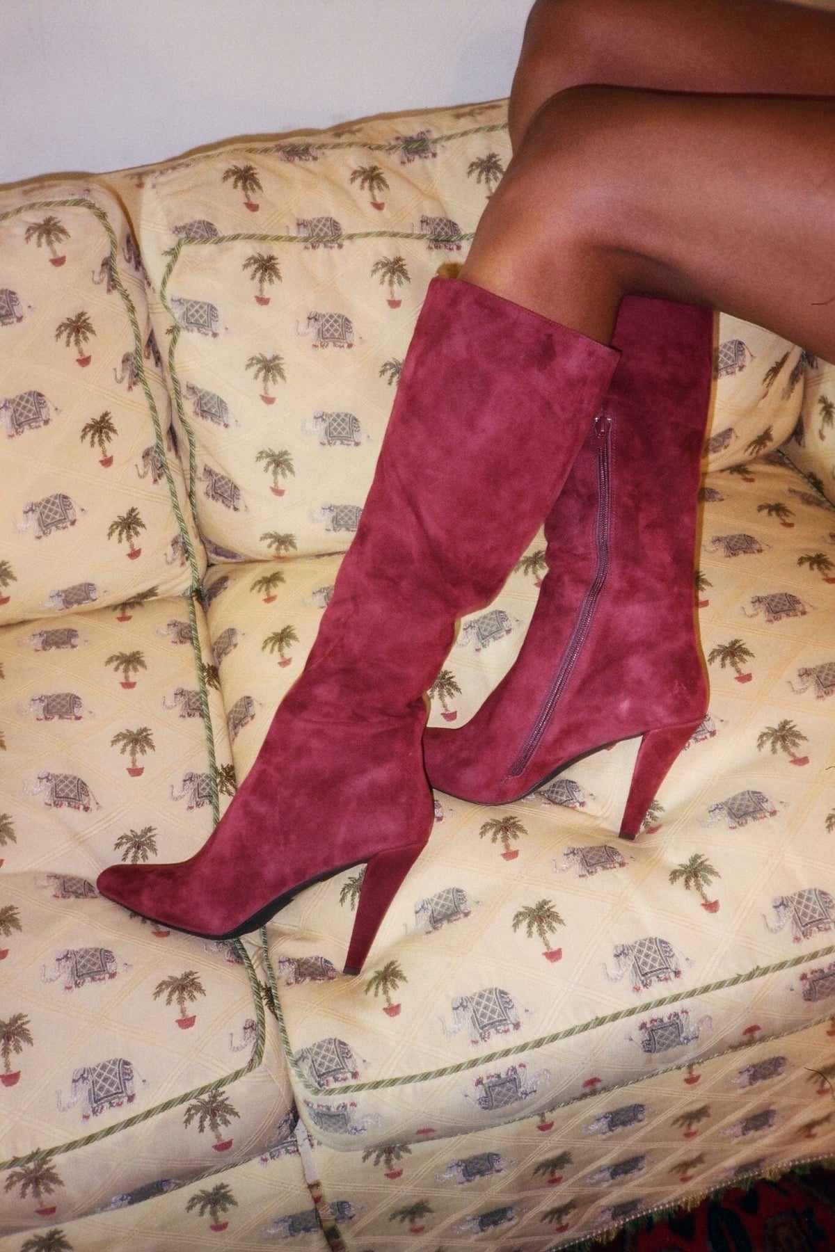 SUSANNA-K Wine Suede _hover