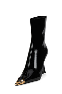 THE-STONE Jeffrey Campbell Ankle Boot Black Patent Gold Black
_hover