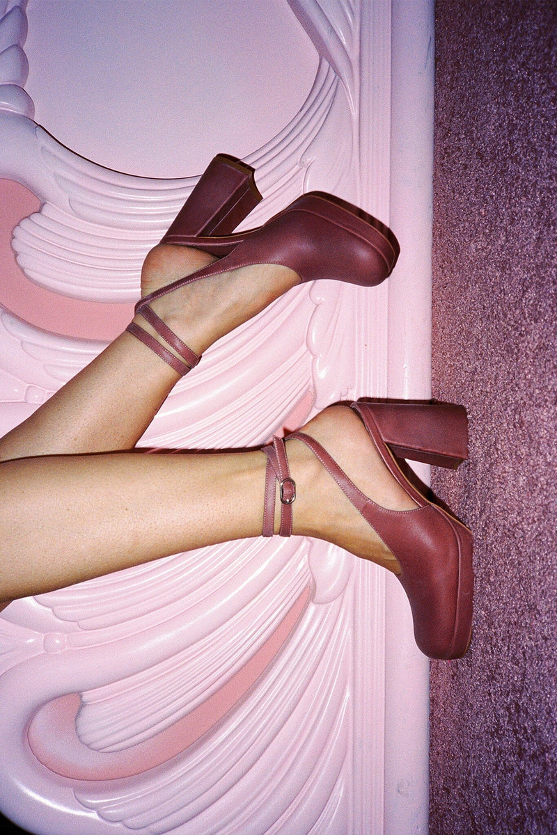 VIVRE Jeffrey Campbell Platform Heels Dusty Berry