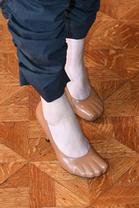 CONFORM Jeffrey Campbell High Heel Tan
_hover